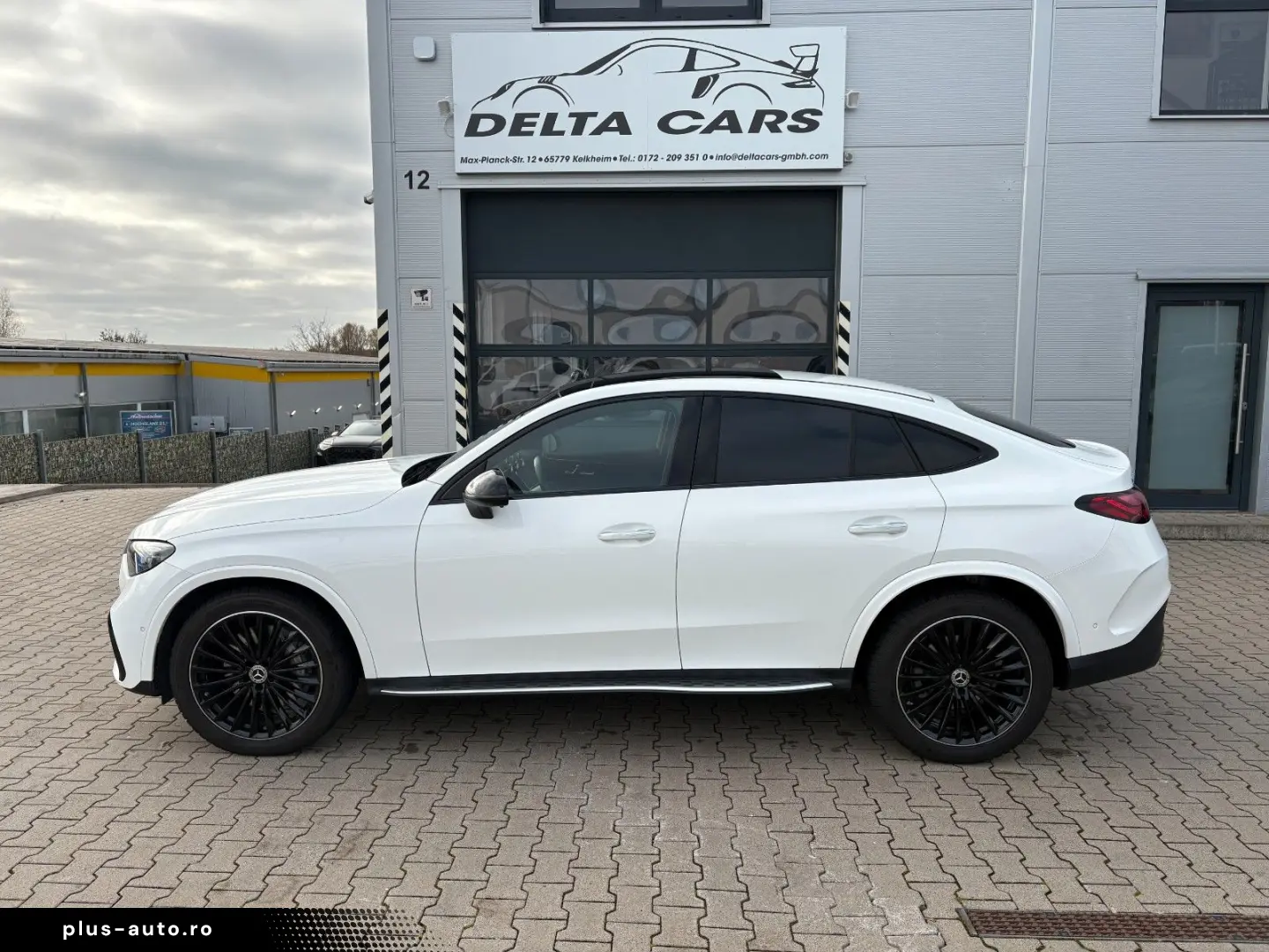 MERCEDES-BENZ GLC 300 d 4M Coupe  AMG Line Pano Burmester