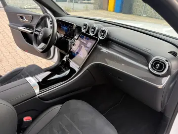 MERCEDES-BENZ GLC 300 d 4M Coupe  AMG Line Pano Burmester