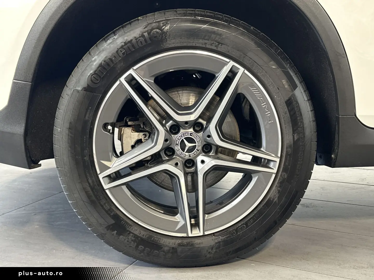 MERCEDES-BENZ GLC 300d 4M AMG-Line NAV LED BURMESTER 360