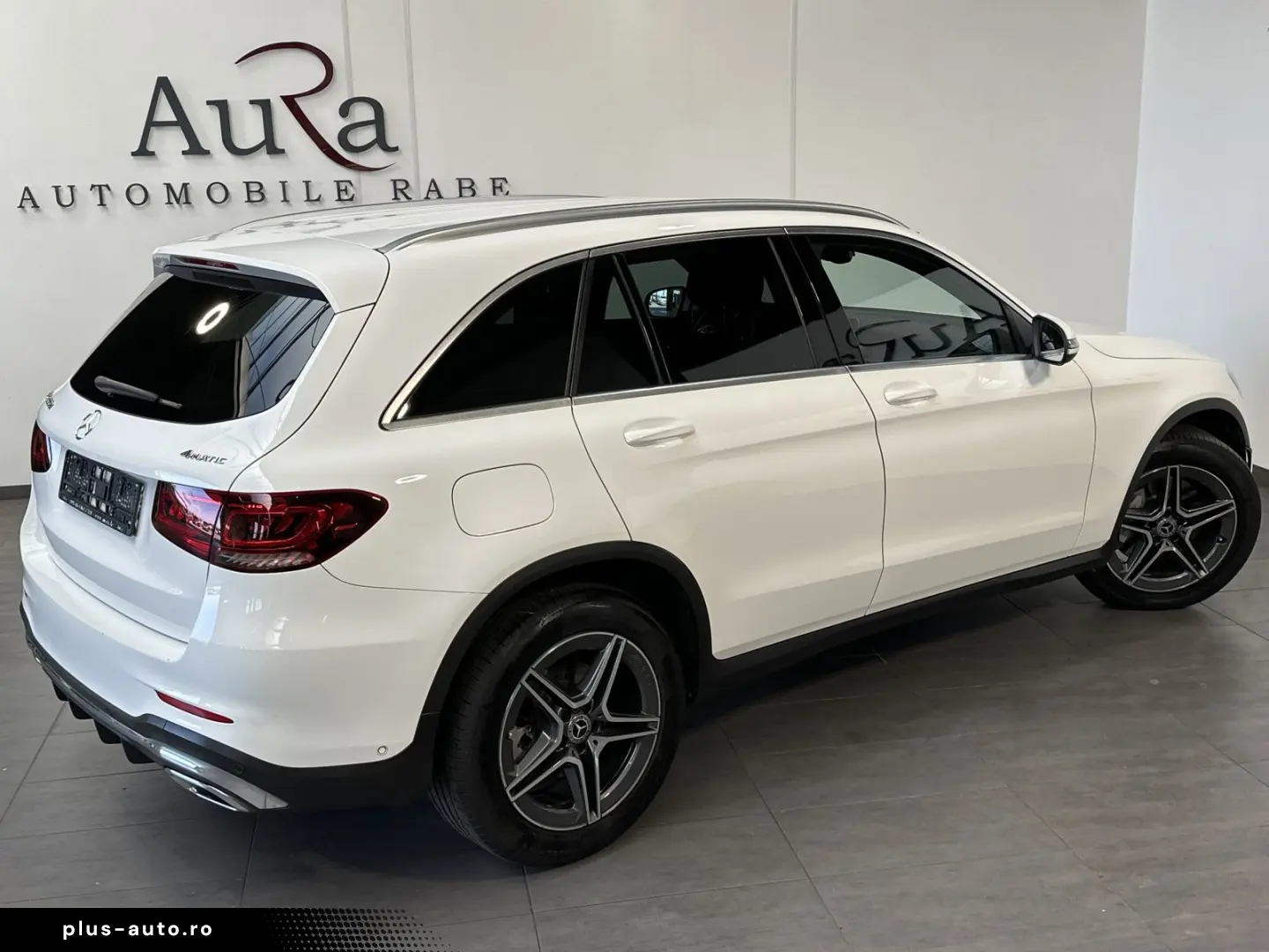MERCEDES-BENZ GLC 300d 4M AMG-Line NAV LED BURMESTER 360