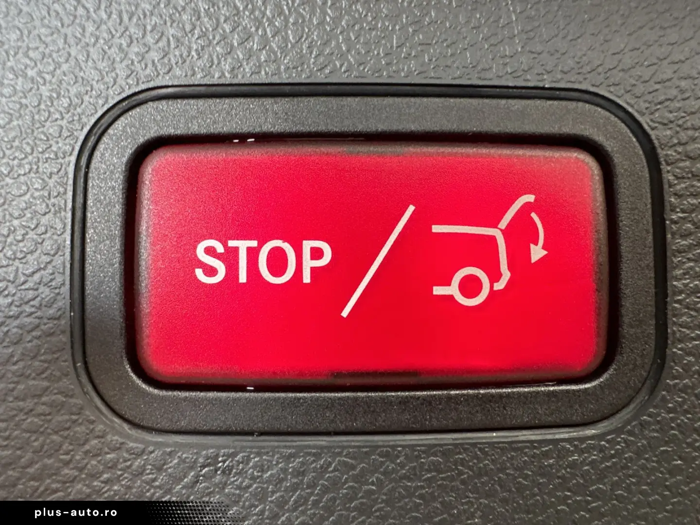 MERCEDES-BENZ GLC 300d 4M AMG-Line NAV LED BURMESTER 360