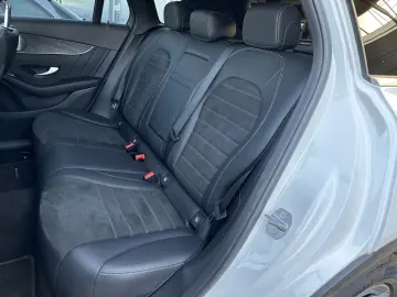 MERCEDES-BENZ GLC 300d 4M AMG-Line NAV LED BURMESTER 360