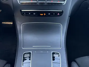 MERCEDES-BENZ GLC 300d 4M AMG-Line NAV LED BURMESTER 360