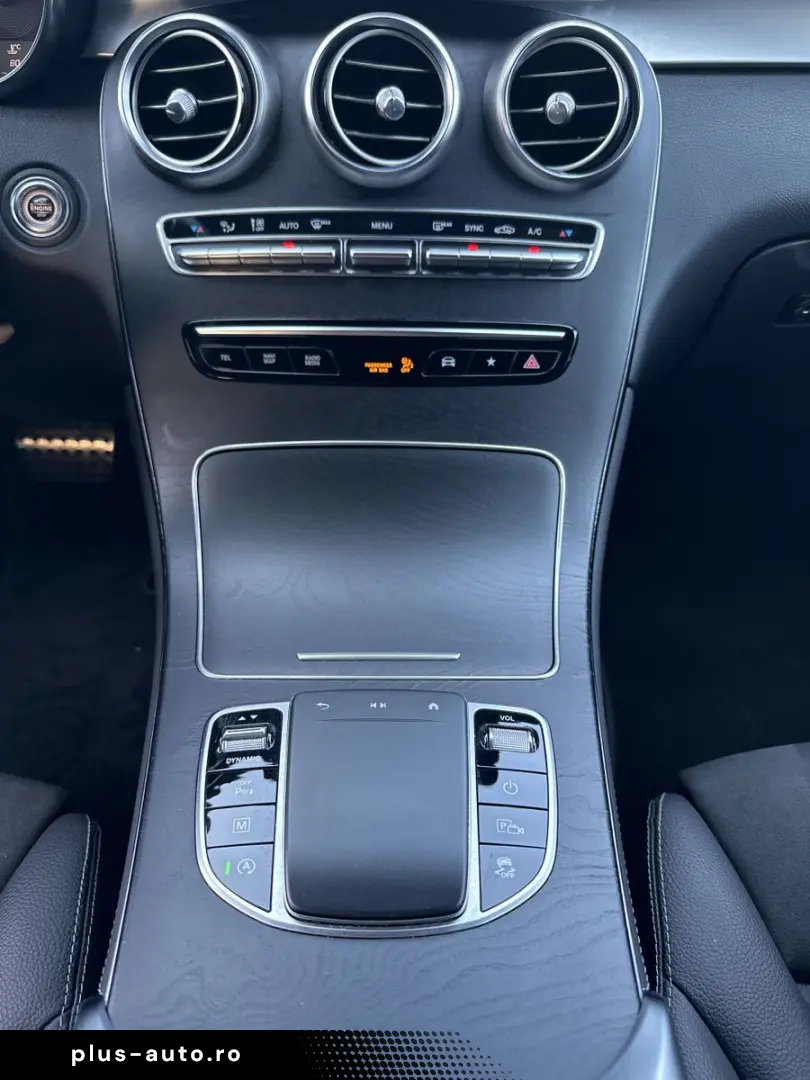 MERCEDES-BENZ GLC 300d 4M AMG-Line NAV LED BURMESTER 360