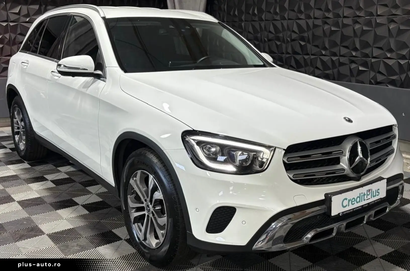 MERCEDES-BENZ GLC 220 d 4Matic  360  Kamera  Head Up