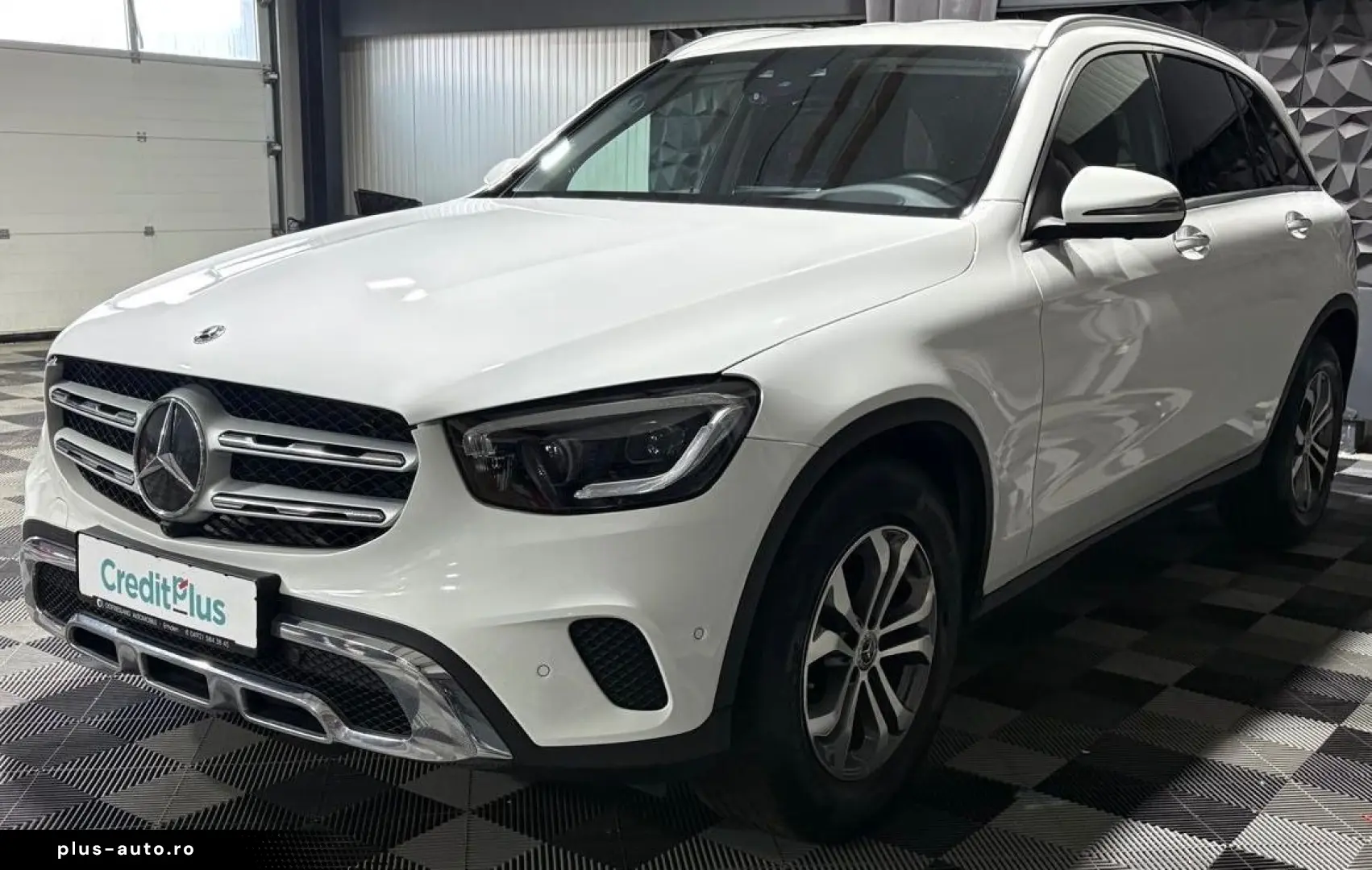 MERCEDES-BENZ GLC 220 d 4Matic  360  Kamera  Head Up