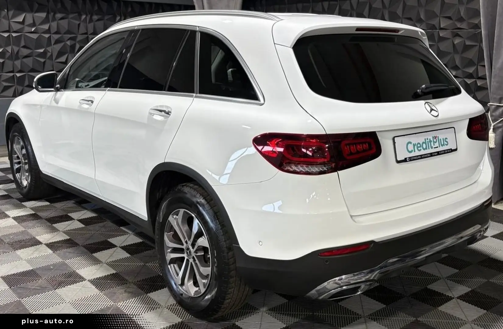 MERCEDES-BENZ GLC 220 d 4Matic  360  Kamera  Head Up