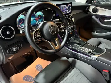 MERCEDES-BENZ GLC 220 d 4Matic  360  Kamera  Head Up