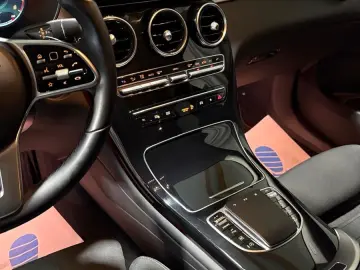 MERCEDES-BENZ GLC 220 d 4Matic  360  Kamera  Head Up