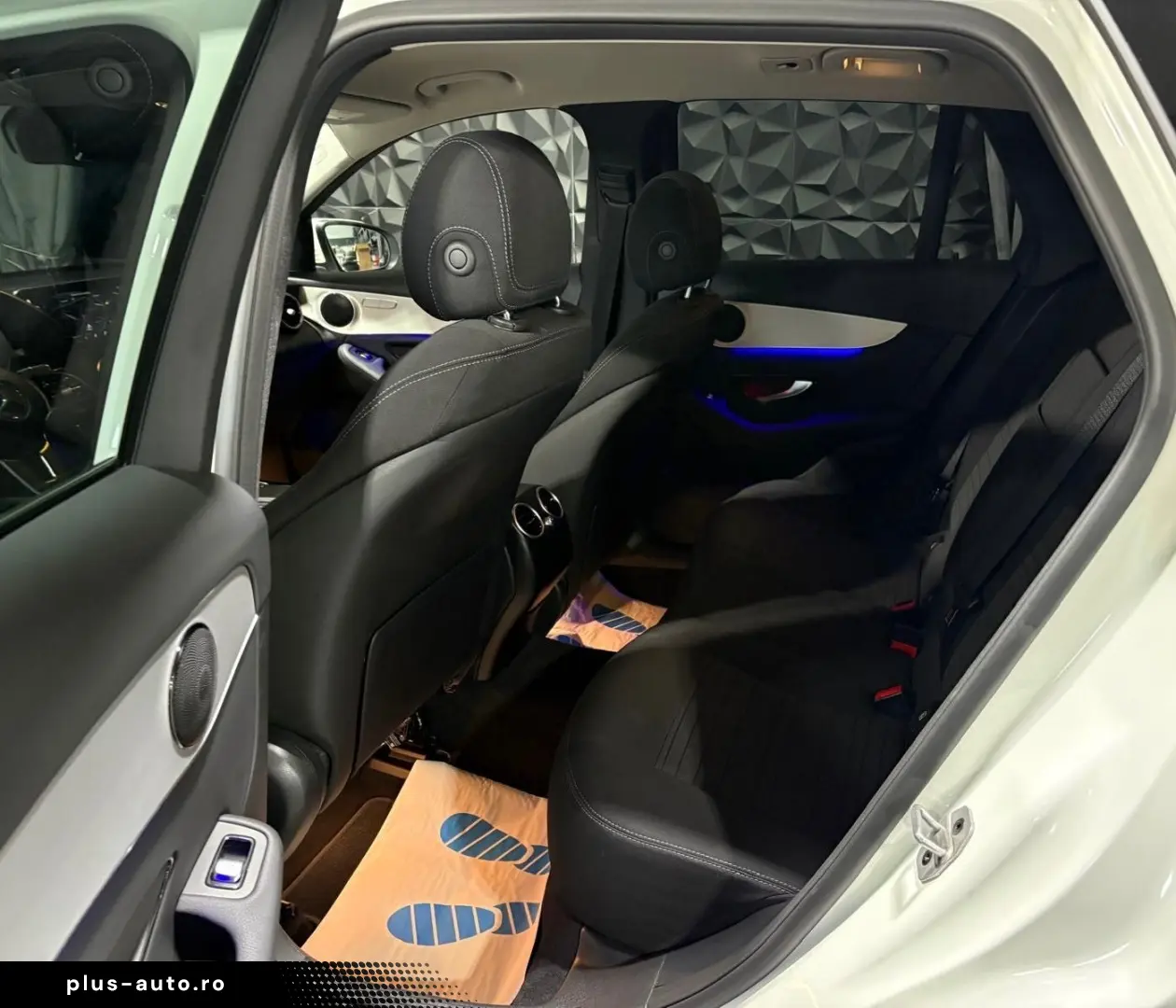 MERCEDES-BENZ GLC 220 d 4Matic  360  Kamera  Head Up