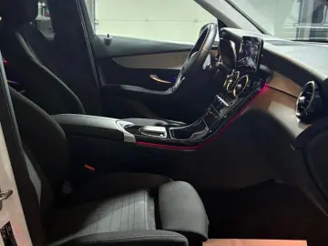 MERCEDES-BENZ GLC 220 d 4Matic  360  Kamera  Head Up