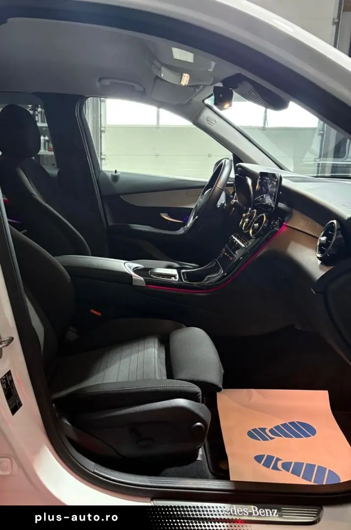 MERCEDES-BENZ GLC 220 d 4Matic  360  Kamera  Head Up