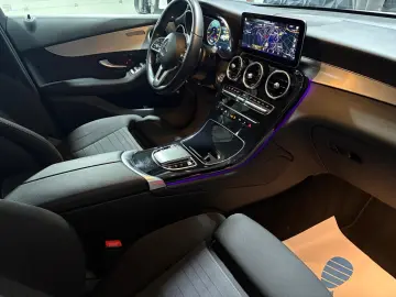 MERCEDES-BENZ GLC 220 d 4Matic  360  Kamera  Head Up
