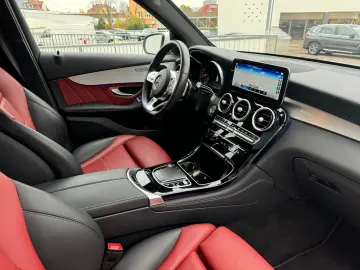 MERCEDES-BENZ GLC 220 d 4M AHK LED LEDER NAVI PANO 360