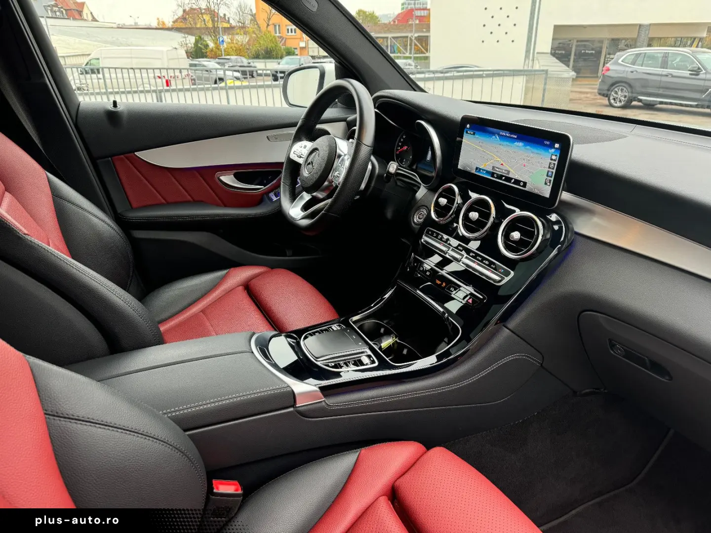 MERCEDES-BENZ GLC 220 d 4M AHK LED LEDER NAVI PANO 360