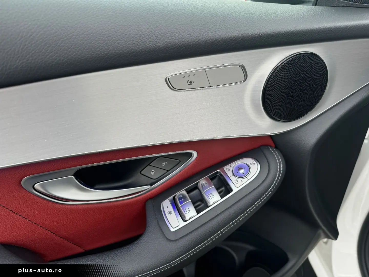 MERCEDES-BENZ GLC 220 d 4M AHK LED LEDER NAVI PANO 360