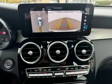 MERCEDES-BENZ GLC 220 d 4M AHK LED LEDER NAVI PANO 360