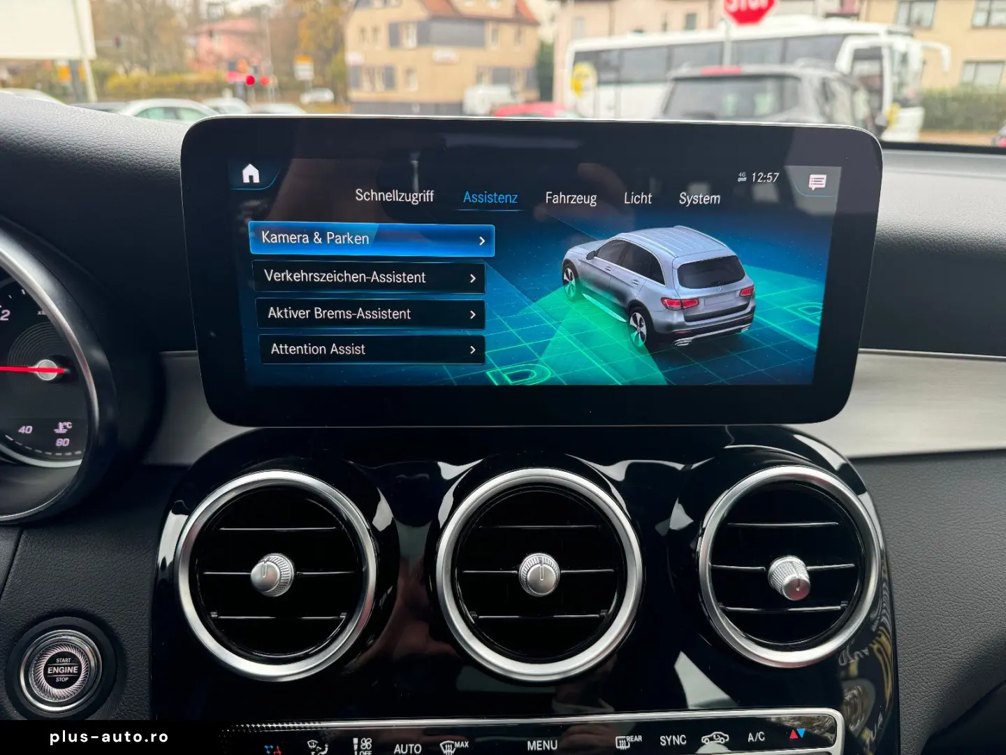 MERCEDES-BENZ GLC 220 d 4M AHK LED LEDER NAVI PANO 360