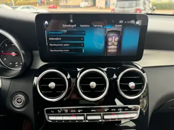 MERCEDES-BENZ GLC 220 d 4M AHK LED LEDER NAVI PANO 360