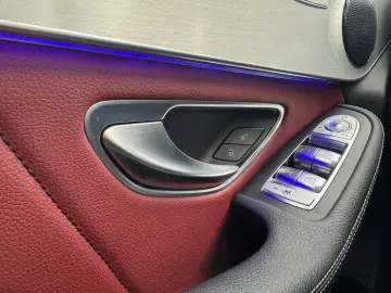 MERCEDES-BENZ GLC 220 d 4M AHK LED LEDER NAVI PANO 360