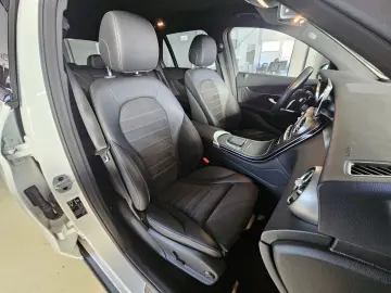 MERCEDES-BENZ GLC 220 d 4Matic  AMG-Line  Abstandstempomat