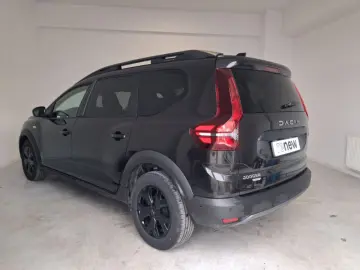 DACIA JOGGER 1.6 Hybrid 140HP EXTREME