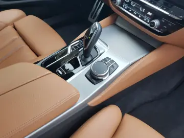 BMW 530dA xDrive Lim M-Sport 20  DrivProf AHK Standh