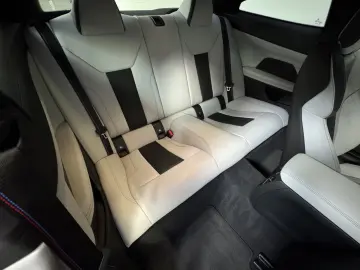 BMW M4 xDrive Competition Sitzlüftung ACC 360  Laser