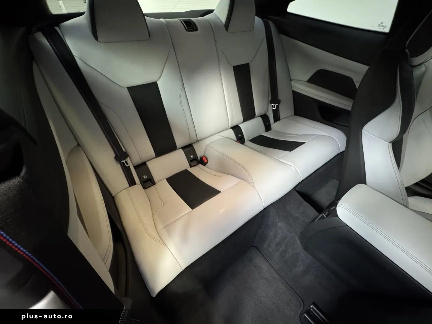 BMW M4 xDrive Competition Sitzlüftung ACC 360  Laser