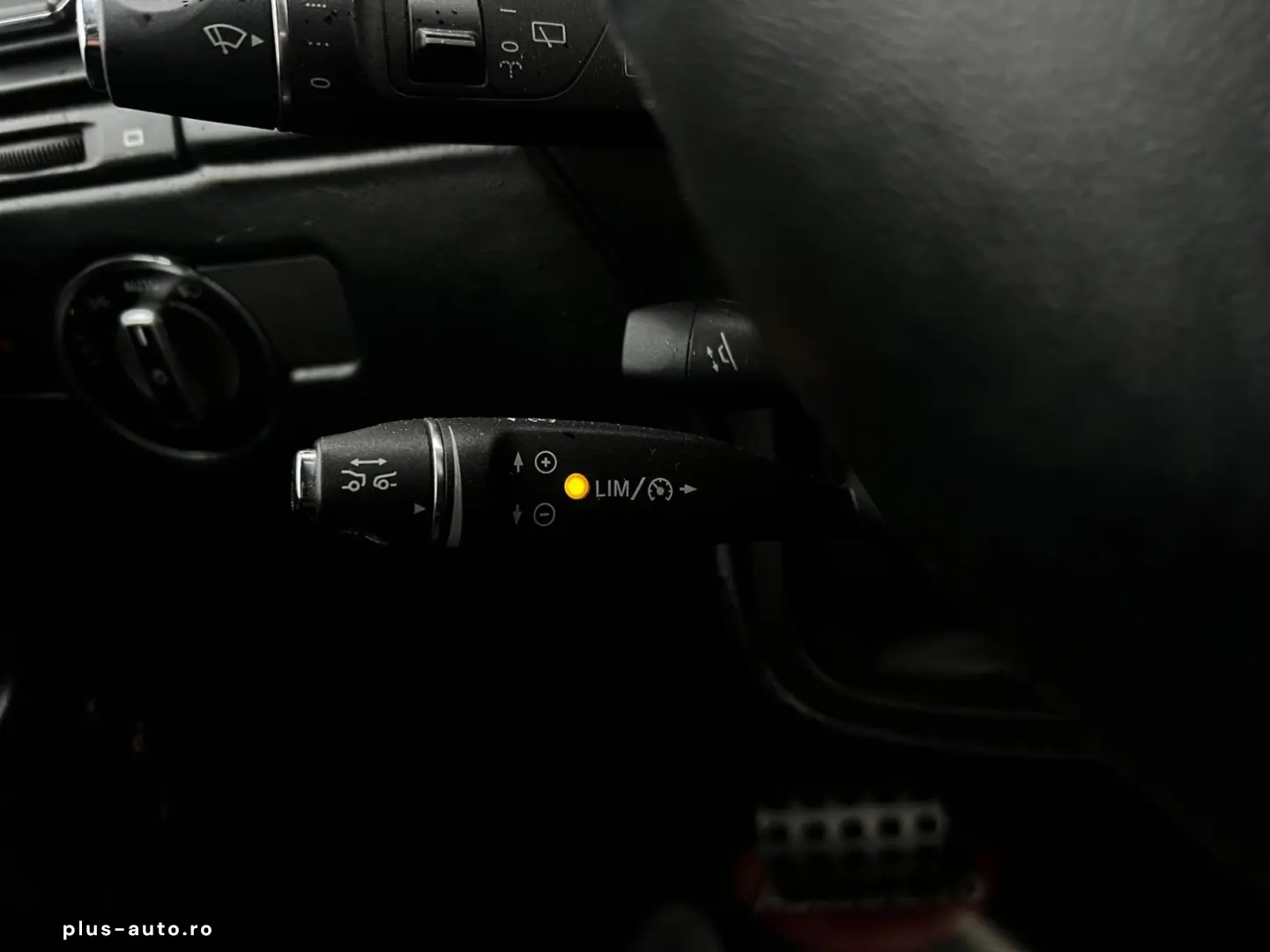 Mercedes-Benz G Gen-W463-1989-2018