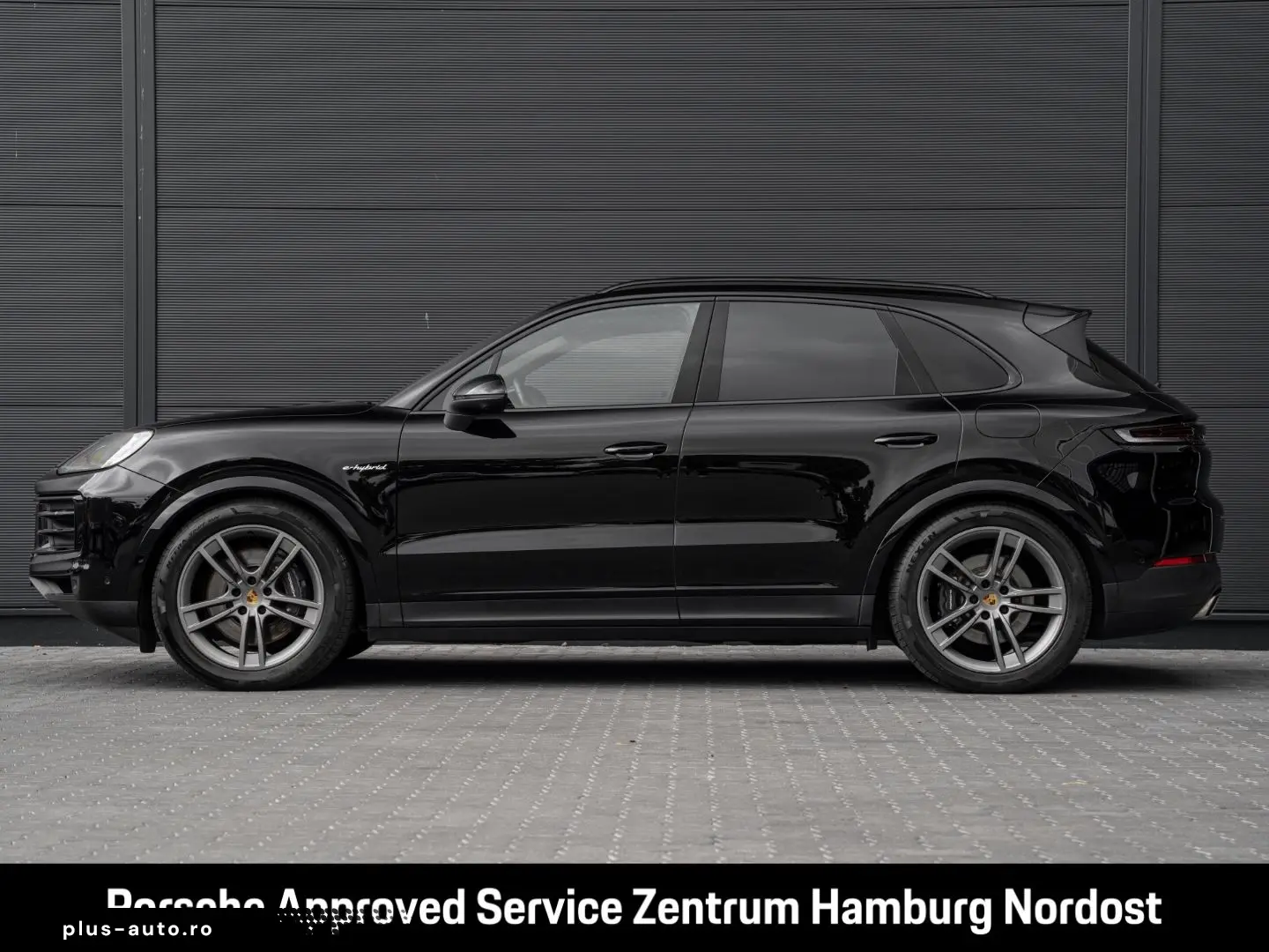 PORSCHE Cayenne E-Hybrid Pano PASM BOSE 21-Zoll 360