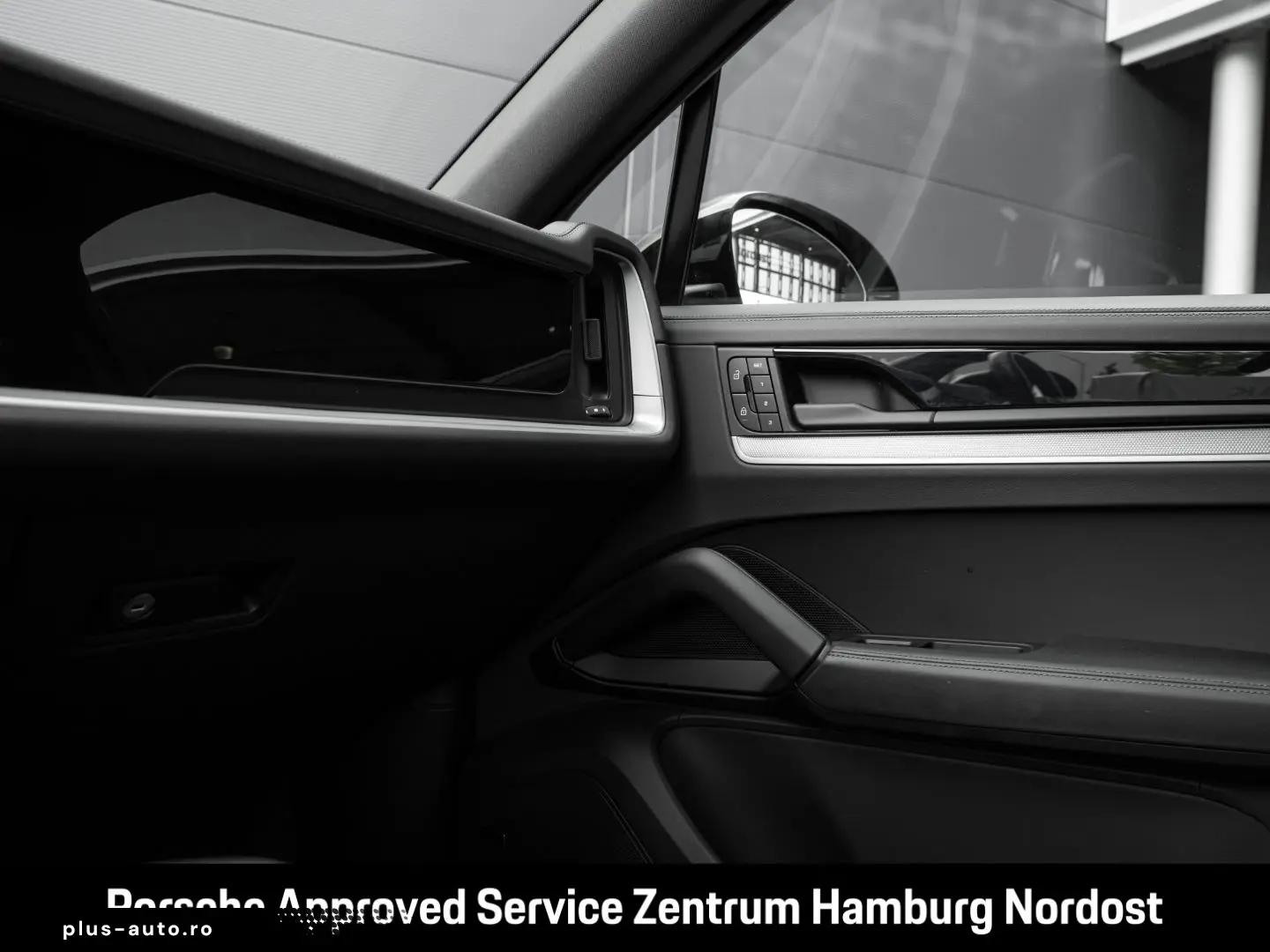 PORSCHE Cayenne E-Hybrid Pano PASM BOSE 21-Zoll 360