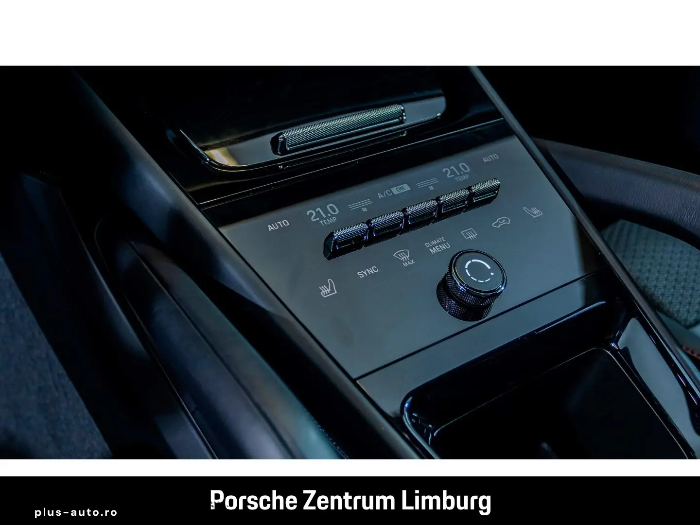 PORSCHE Cayenne GTS Coupe