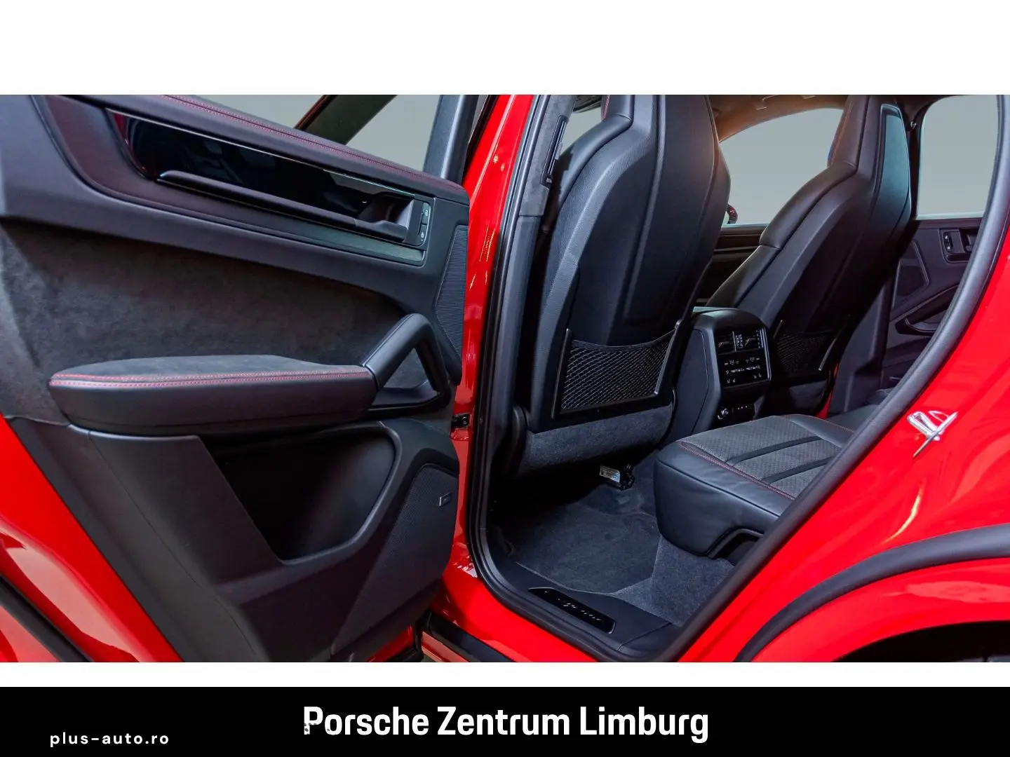 PORSCHE Cayenne GTS Coupe