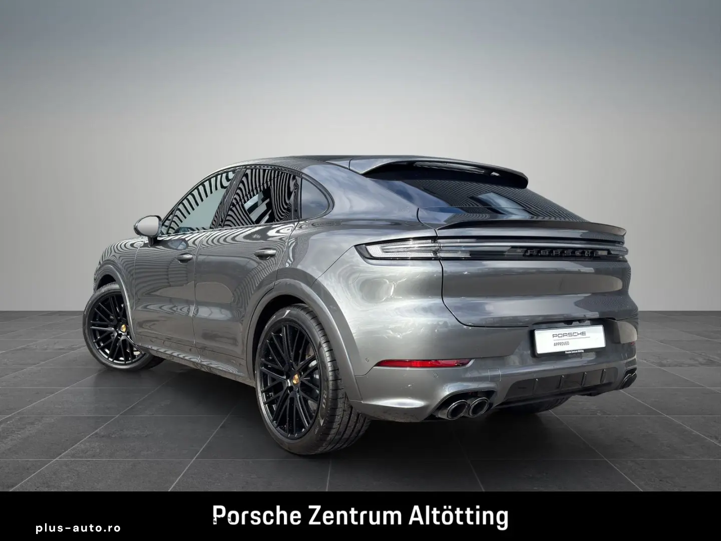 PORSCHE Cayenne GTS Coupe