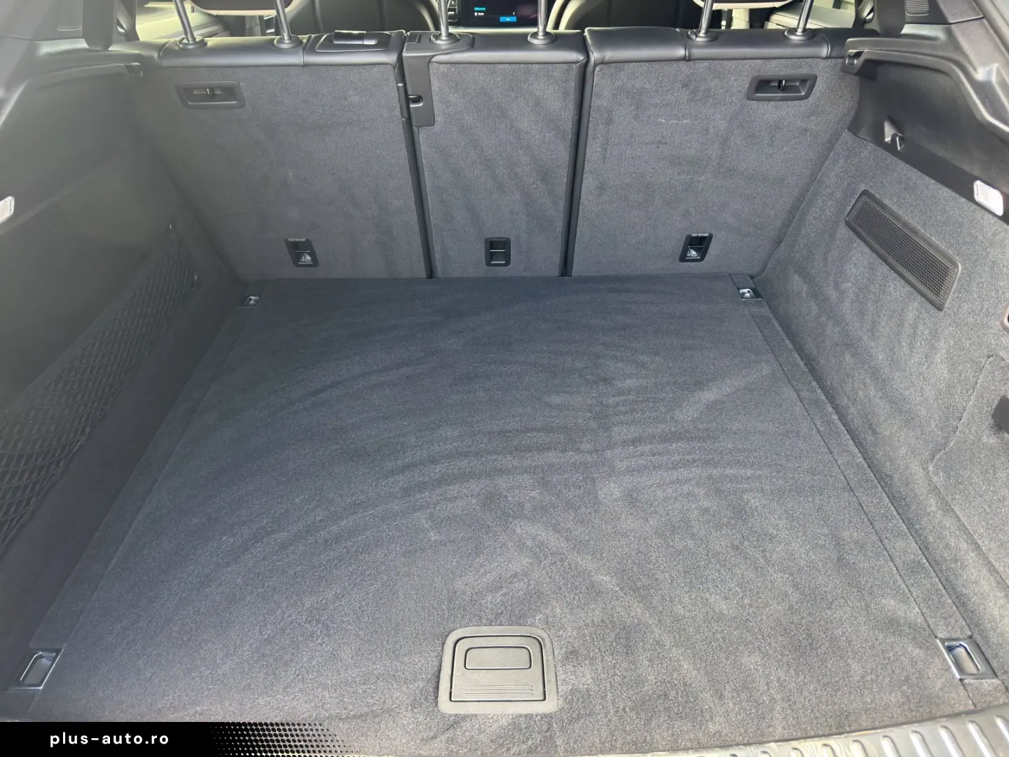 PORSCHE Cayenne GTS Coupe