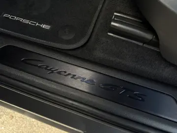 PORSCHE Cayenne GTS Coupe