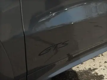 PORSCHE Cayenne GTS Coupe