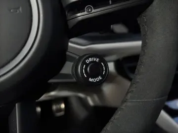 PORSCHE Cayenne GTS Coupe