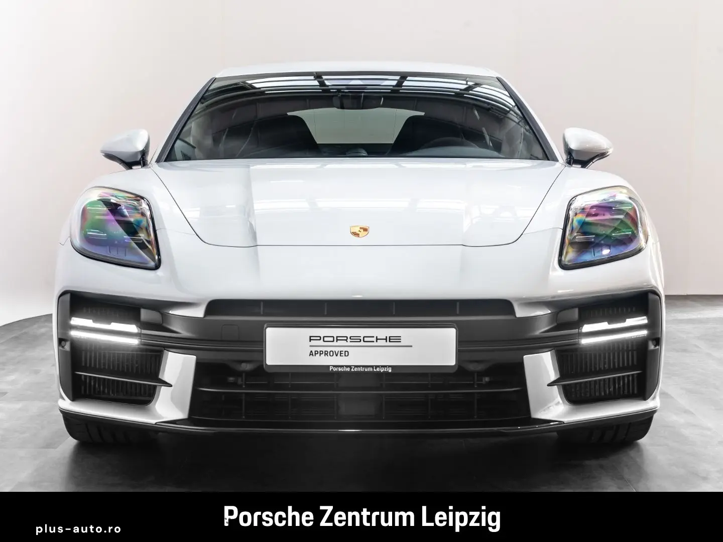 PORSCHE Panamera GTS BOSE Sportabgas Pepita RaceTex