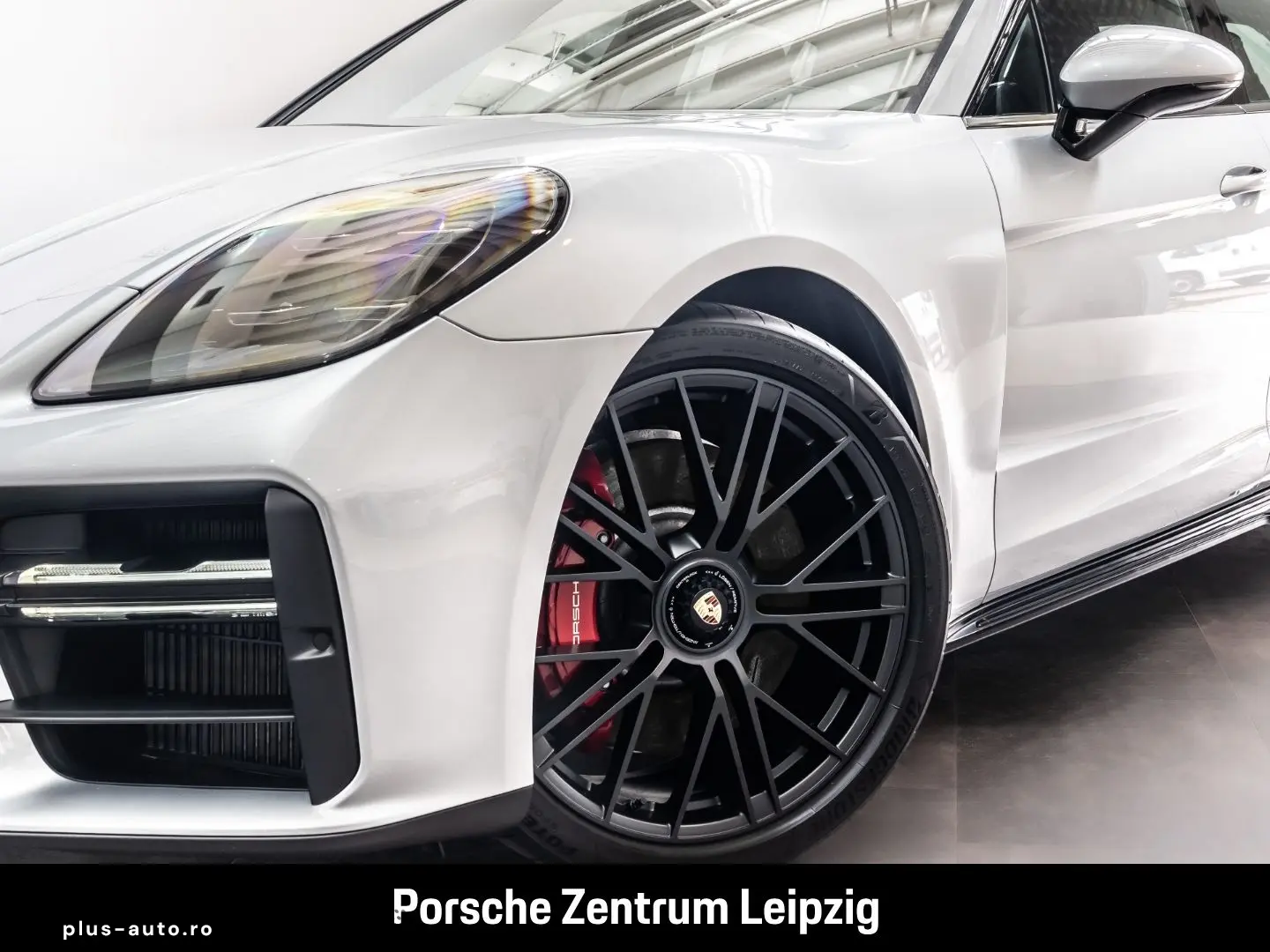 PORSCHE Panamera GTS BOSE Sportabgas Pepita RaceTex