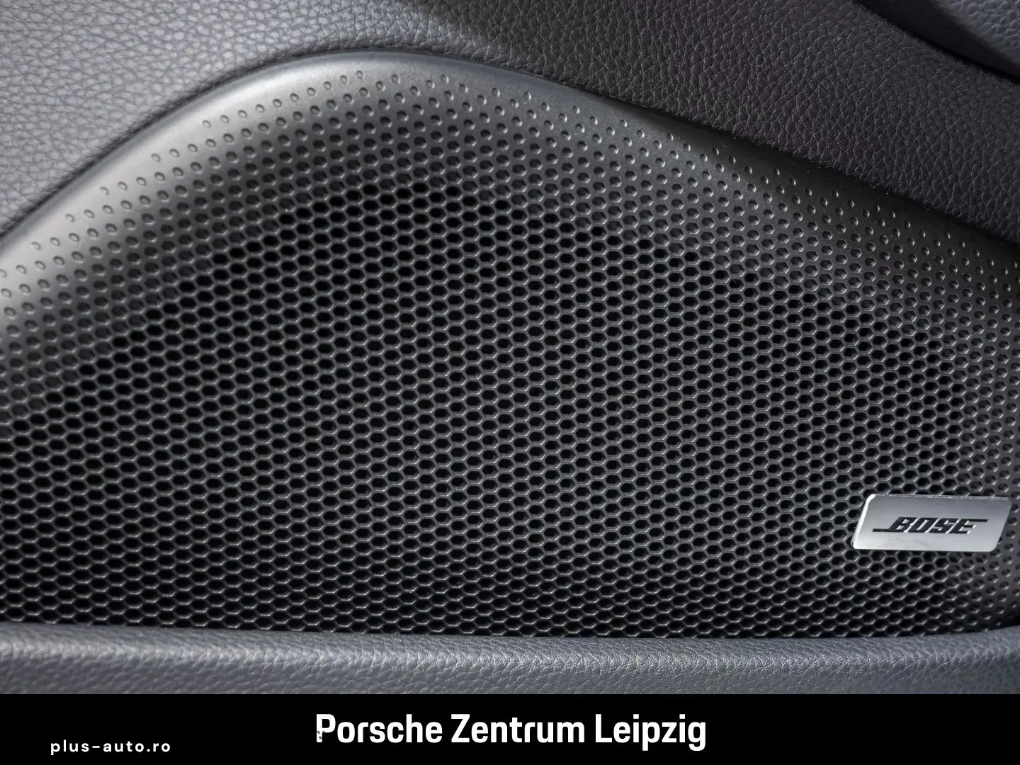 PORSCHE Panamera GTS BOSE Sportabgas Pepita RaceTex