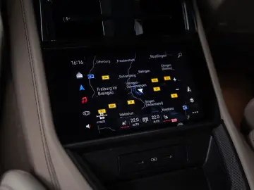 PORSCHE Panamera Turbo E-Hybrid SportDesign