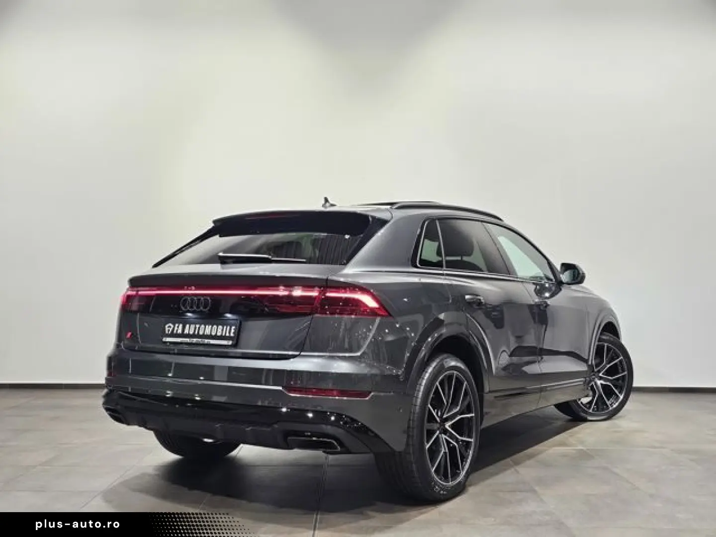 AUDI Q8 50 TDI S Line Black Pano Matrix Softc.Hud 22