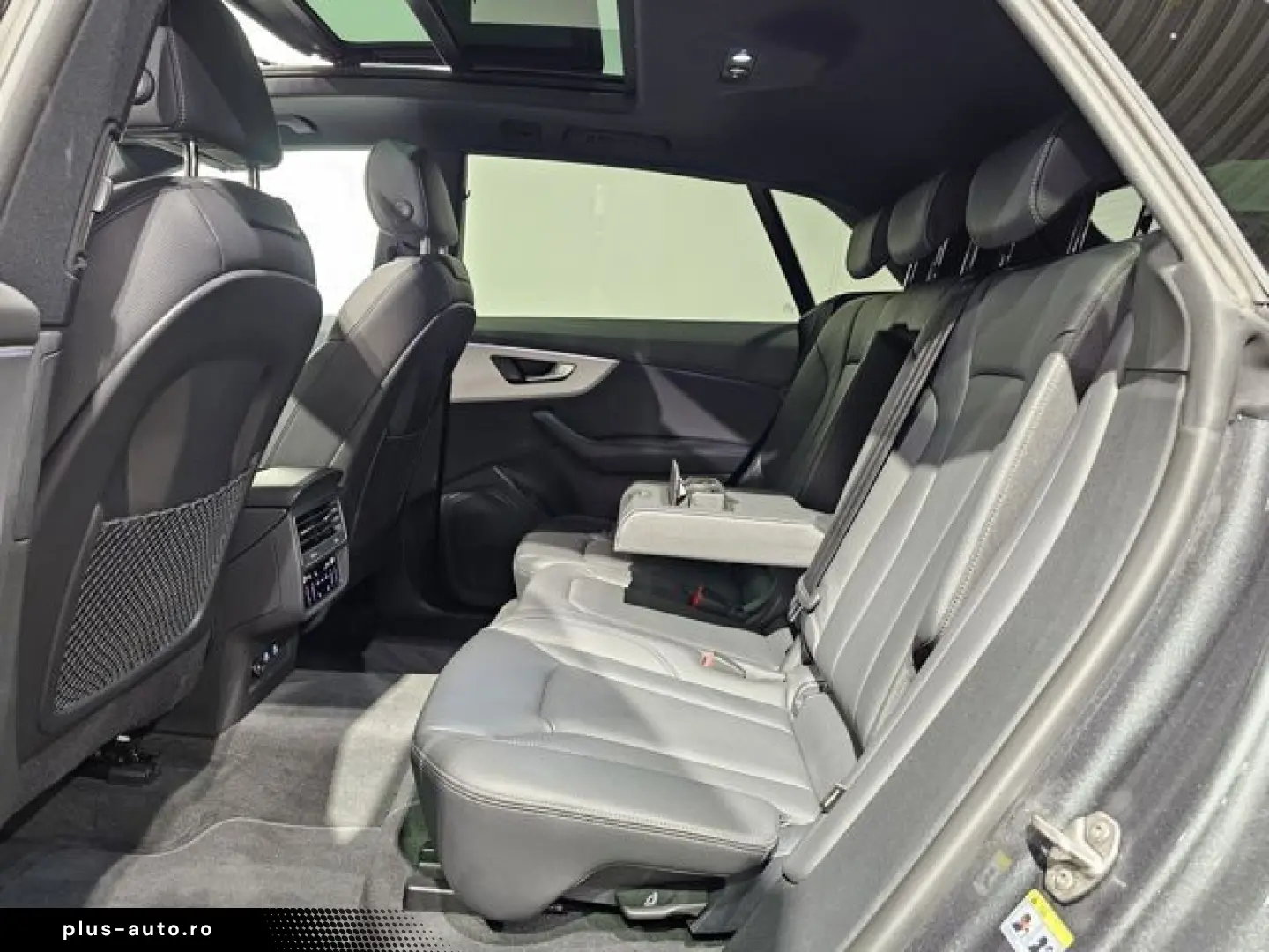 AUDI Q8 50 TDI S Line Black Pano Matrix Softc.Hud 22