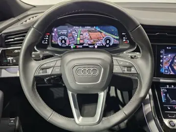 AUDI Q8 50 TDI S Line Black Pano Matrix Softc.Hud 22
