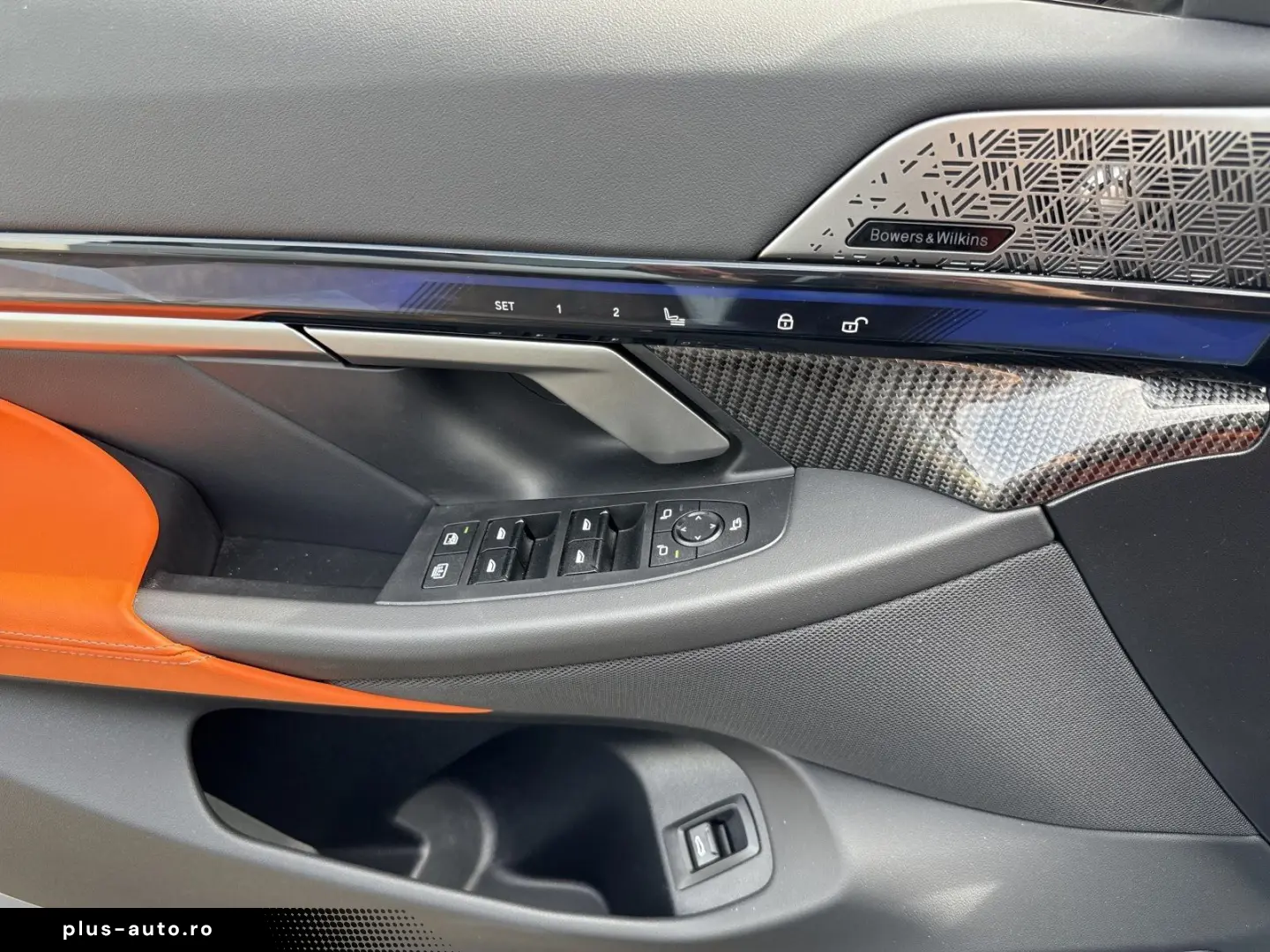 BMW M5 Limousine MDriver'sPack. Pano AHK B&W