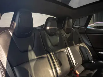 Tesla Model S P100D Performance