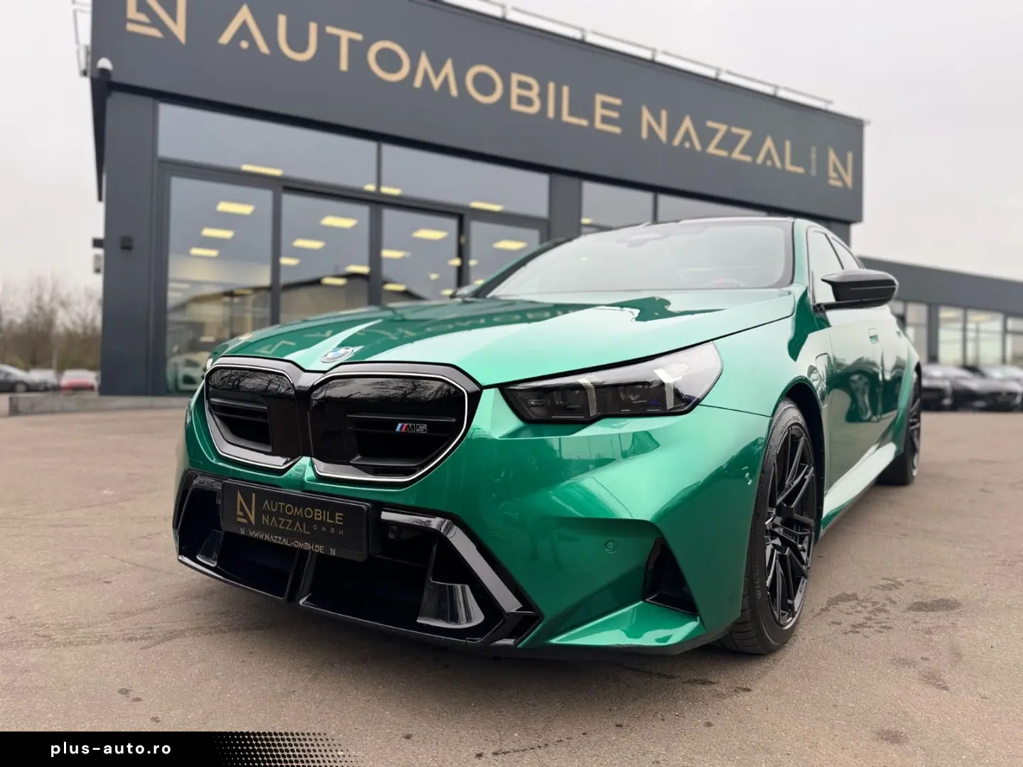 BMW M5 LIM CARBON ACC B&W 727PS