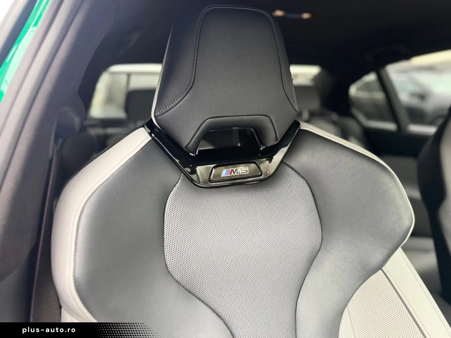 BMW M5 LIM CARBON ACC B&W 727PS